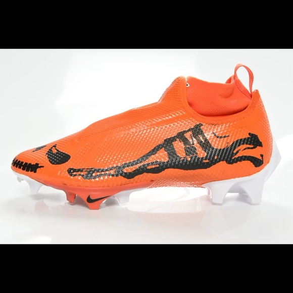 Jack O’Lanterns Custom Cleats - Picture 6 of 11